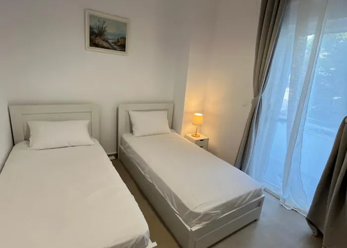 Family Cove Poseidi *