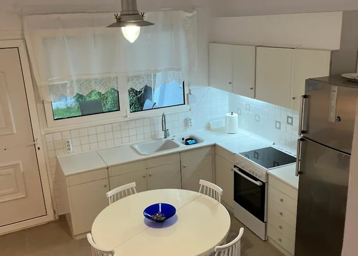 Family Cove Poseidi Case de vacanță