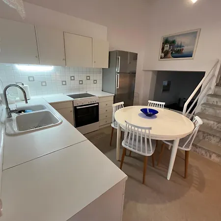 Family Cove Poseidi *