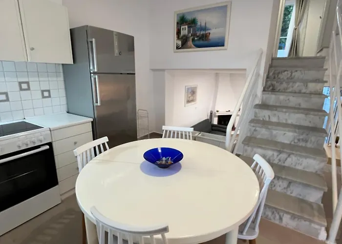 Family Cove Poseidi Possidi